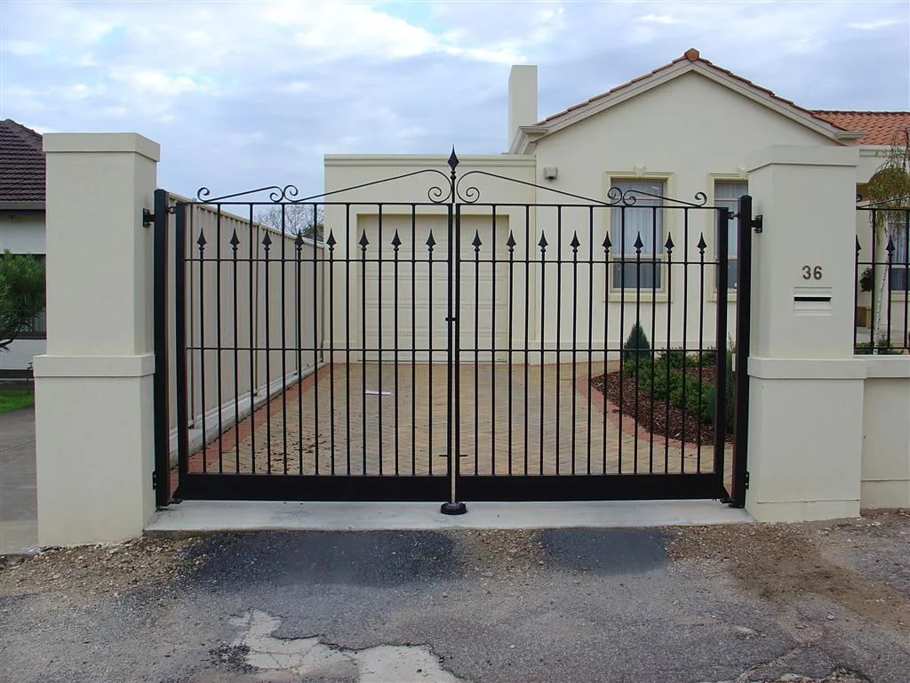 Galvanized Powder Coated Wrought Iron Gate